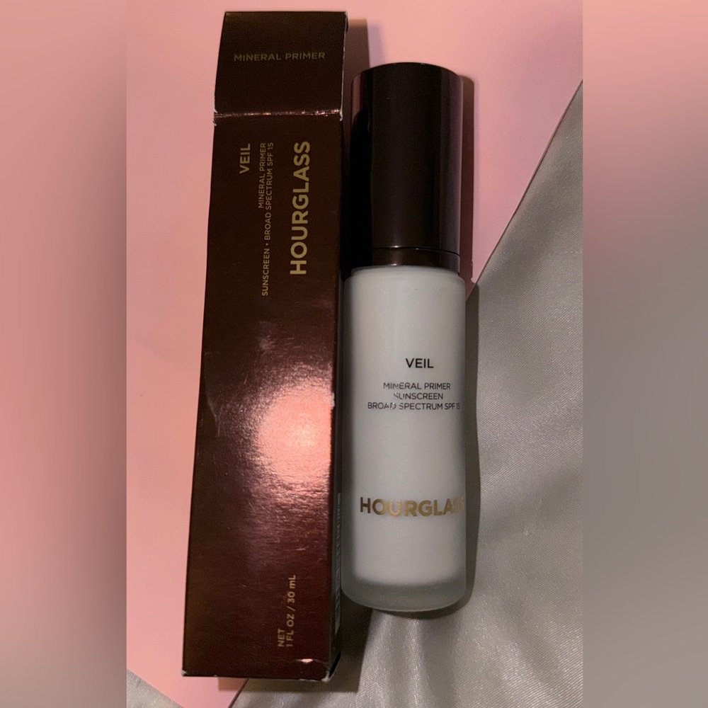 New Never Used Hourglass Veil Mineral Primer